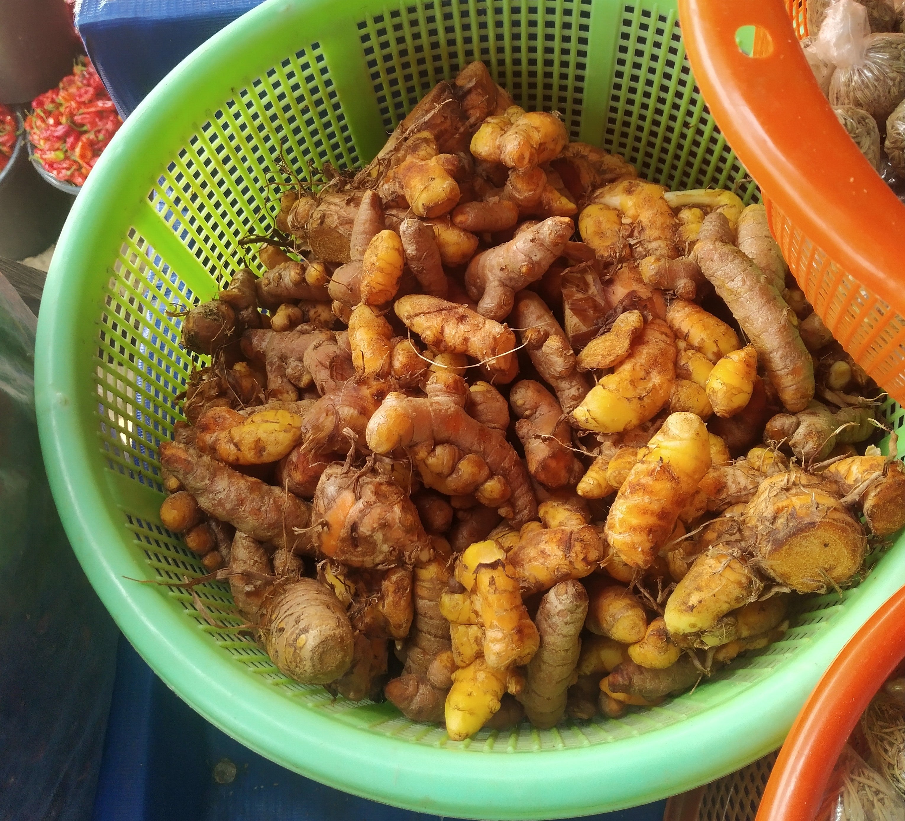 FRESH TUMERIC